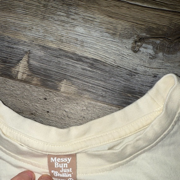 Women’s or tween Bundle Tee’s Medium Pre-owned - Picture 8 of 8